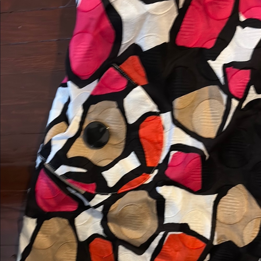 Vibrant Abstract Patterned Dress - Picture 5 of 7